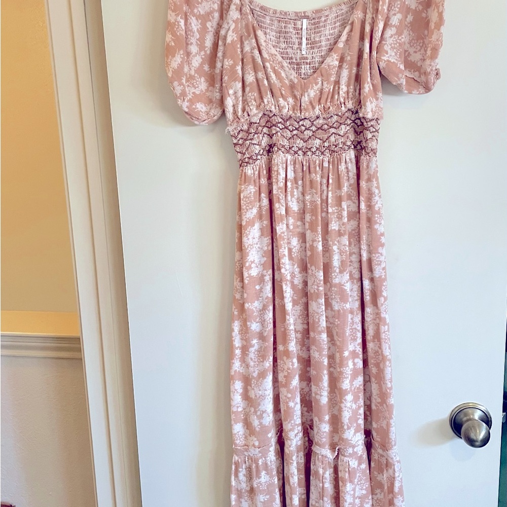 Dress with a peasant look
